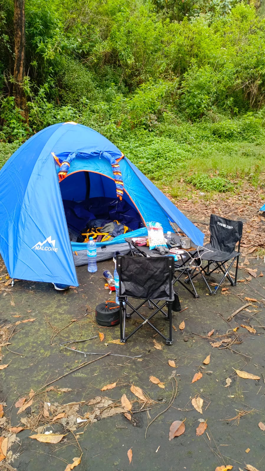 Tenda Camping (4–5 Orang)